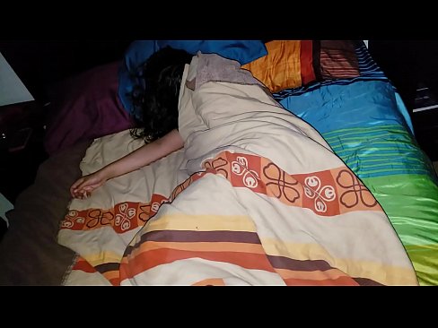 ❤️ Stepson akimtusi mama yake mdogo wa kambo wakati amelala. ️❌  ❌️❤